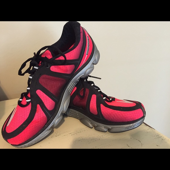 Brooks  Pure Flow 2 women running shoes