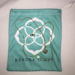 New customize Kendra Scott Mara Pendant necklace!