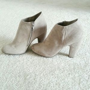 Tan Suede Boots with Heel