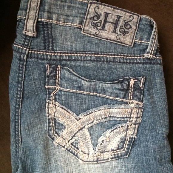 SOLD !Hydraulic almost boot curvy jeans
