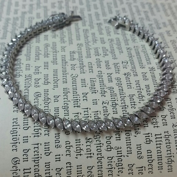 Vintage Jewelry - HP Vintage 925 sterling silver cz tennis bracelet
