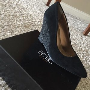 BCBG Paris Wedges