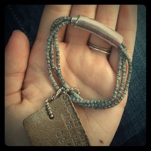 Streets Ahead Strand Cuff