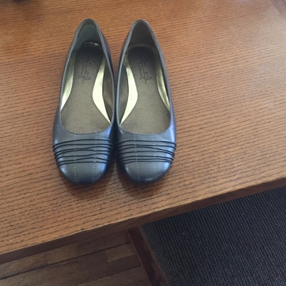 Comfy shoes gray