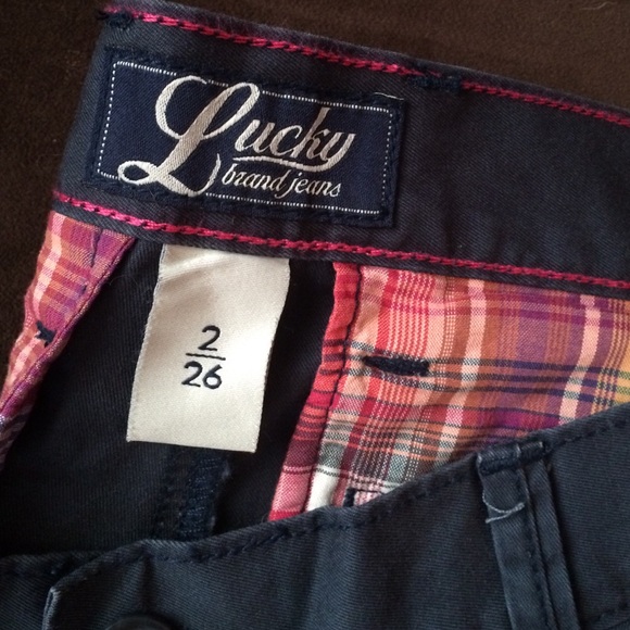 Lucky Brand Pants - Lucky brand slouchy  skinny khakis