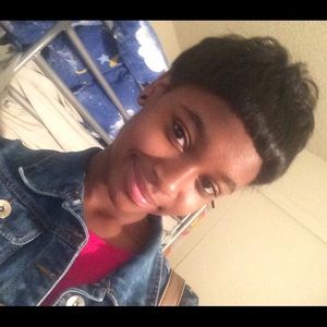 Meet your Posher, Sierra