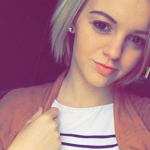 Meet your Posher, Alex