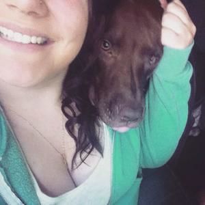 Meet your Posher, Corina