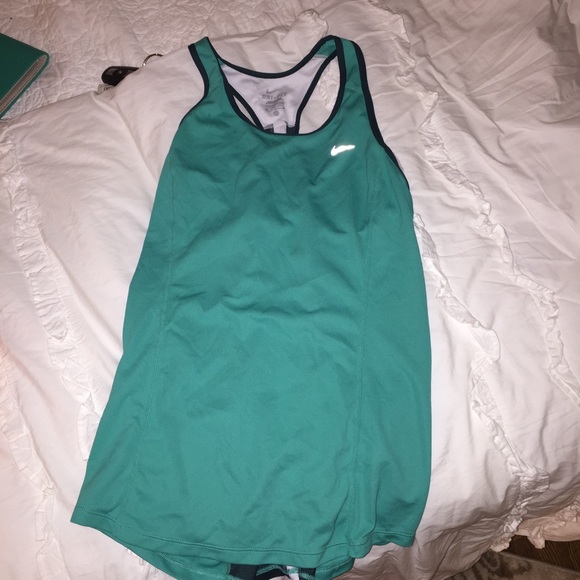 women's M Dri fit running tank