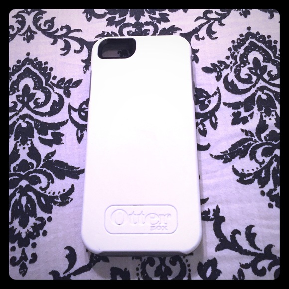 iPhone 5/5s OtterBox case