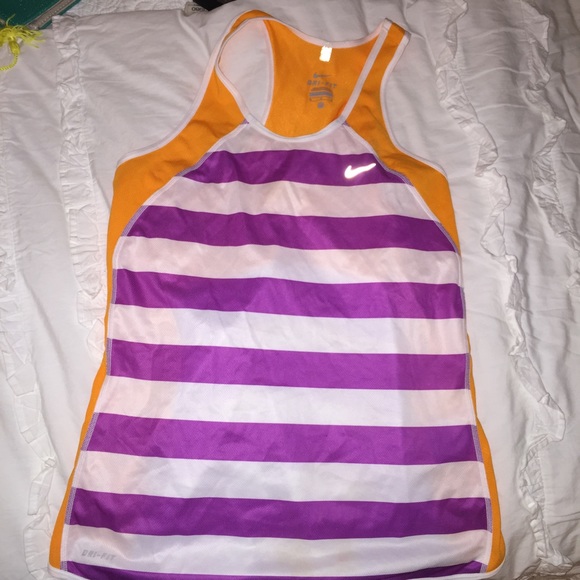 women's M striped Nike workout tank