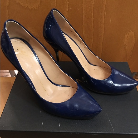 Giuseppe Zanotti blue pumps 37 4”heel - Picture 4 of 7