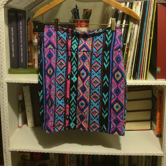 Tribal print bodycon skirt