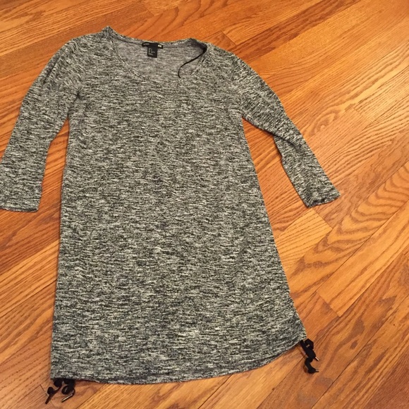 H&M maternity sweater tunic w side gathering