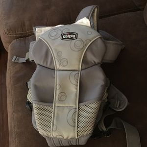 Chicco baby carrier, never used, brand new.