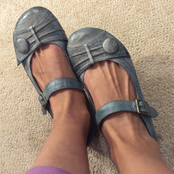 Mary Jane flats