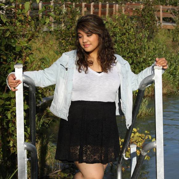 Meet your Posher, Romina