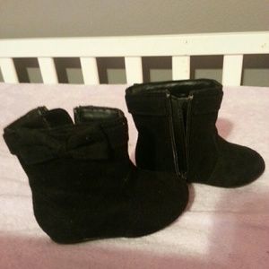 Baby boots sz 5