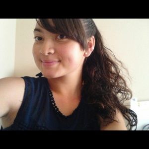 Meet your Posher, Alejandra