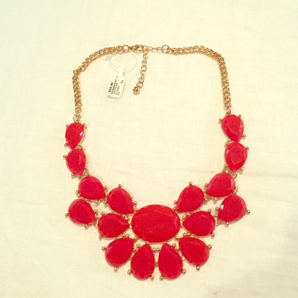 Francesca's Collections Jewelry - Red and gold necklace