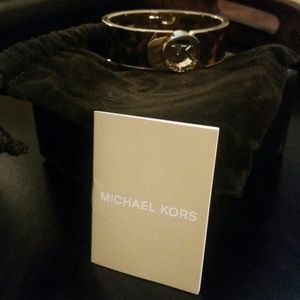Michael Kors Fulton Bangle, Tortoise