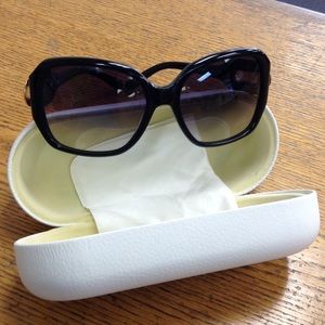 Cholé Butterfly Sunglasses
