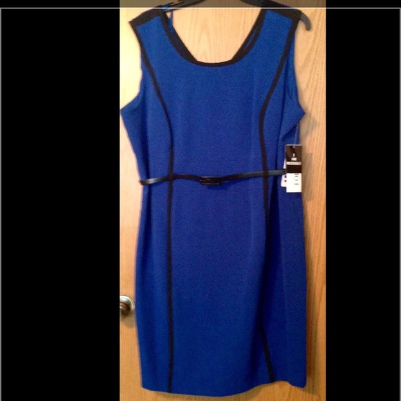 Belted sleeveless Studio I dress 22w NWT