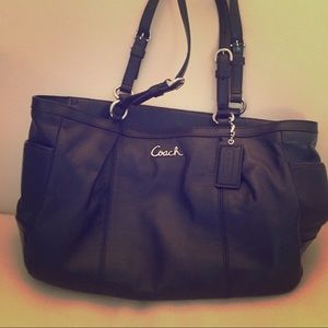 Authentic Coach Gallery Black Leather Tote
