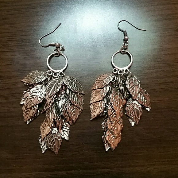 Silver Statement earrings - Picture 2 of 2