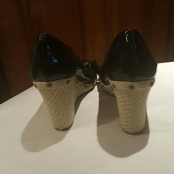 anne klein open toe shoes
