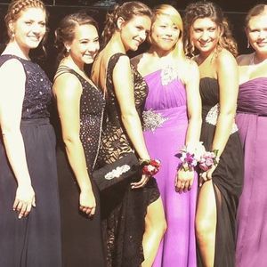 Meet your Posher, Amina