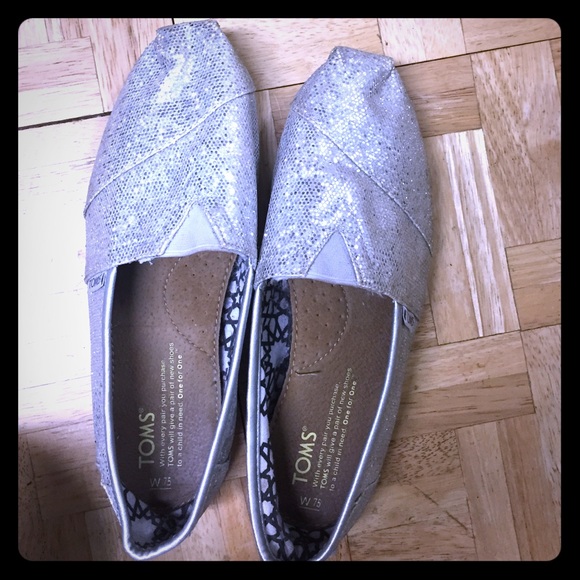 Silver toms
