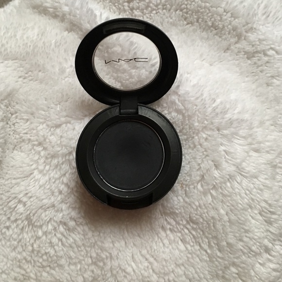 Mac eyeshadow