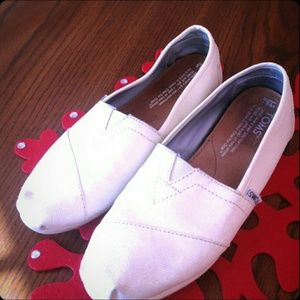 Off white glitter TOMS