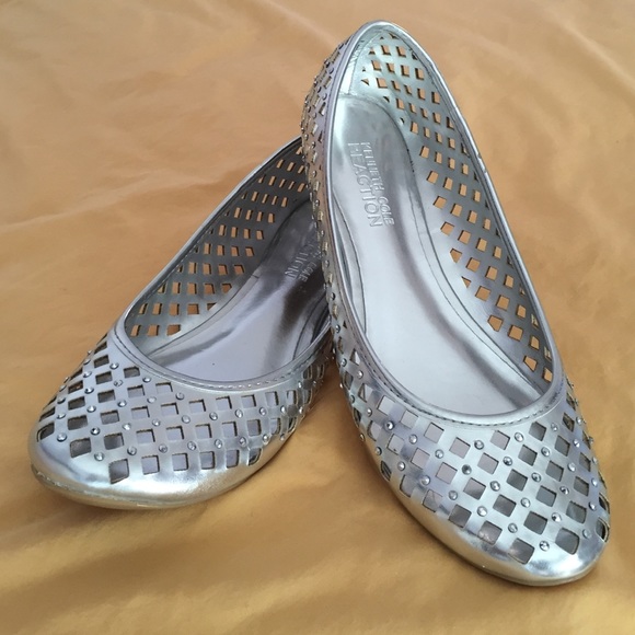 Kenneth Cole Reaction silver flats with gem stones