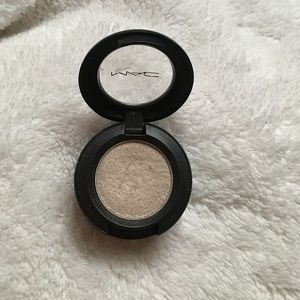 Mac eyeshadow