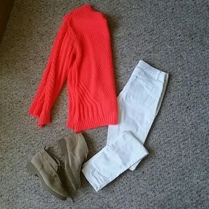 SALE! White skinny jeans NWT