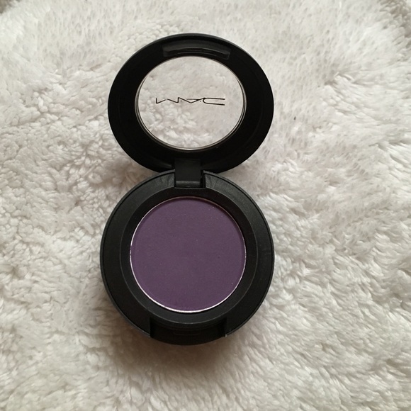 Mac eyeshadow