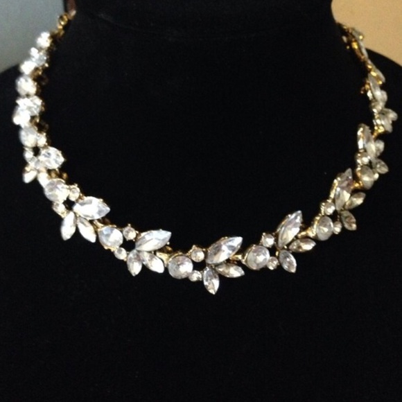 Leaf Crystal Necklace