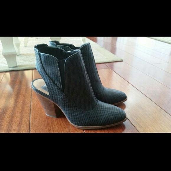 Dolce Vita Booties NWOT