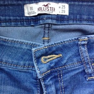 Hollister Super Skinny Jeans