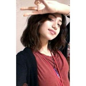 Meet your Posher, Perla