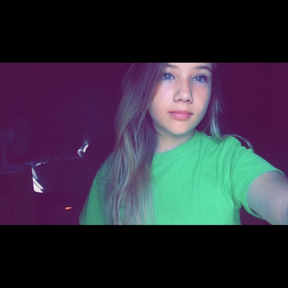 Meet your Posher, Destiny - Picture 1 of 1