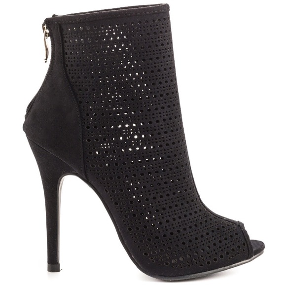 Chinese Laundry Jupiter Booties