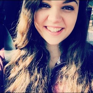 Meet your Posher, Brianna