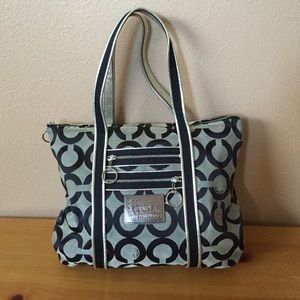 Authentic Coach "Poppy" collection Purse