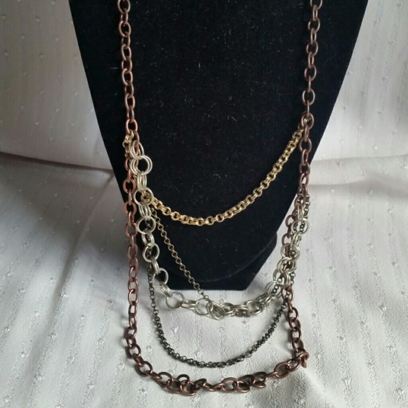Multi chain necklace - Picture 2 of 2