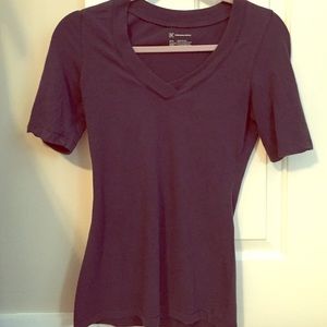 Fitted INC v-neck