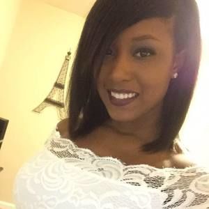 Meet your Posher, Alexis