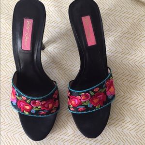 Betsey Johnson embroidered slip on heels